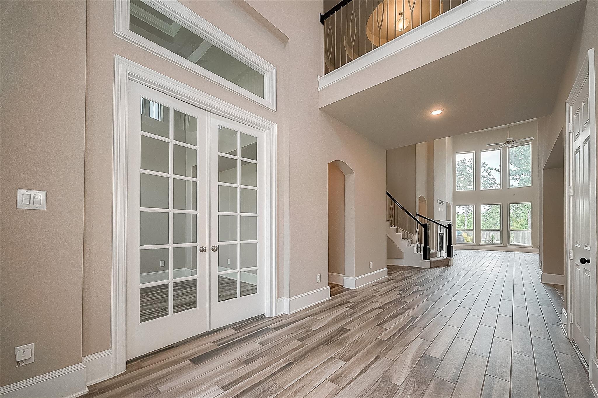 115 N Winter Sunrise Circle