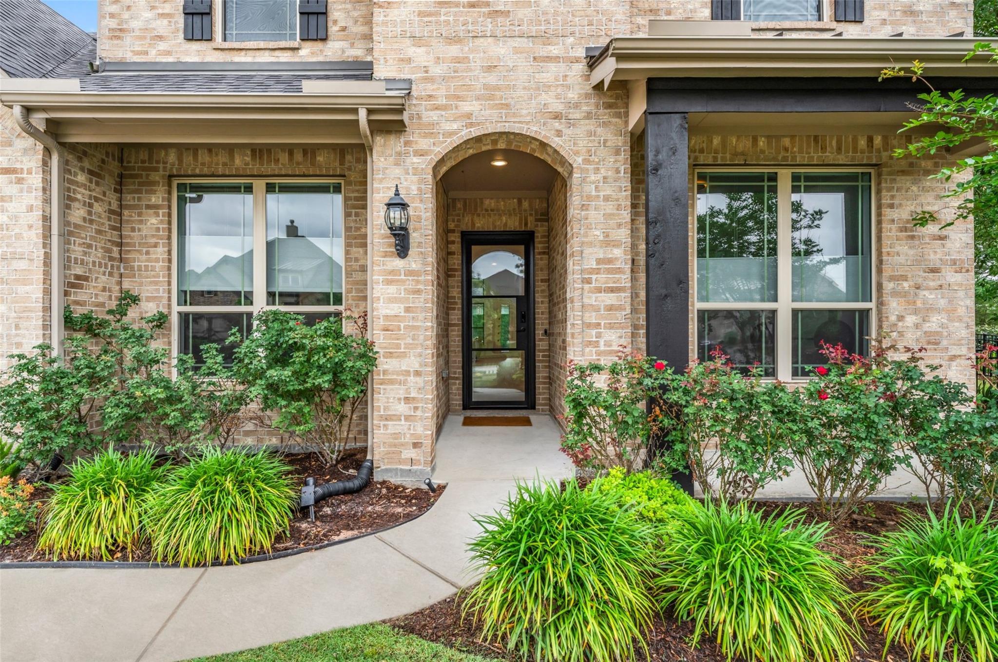 1053 Bat Hawk Court