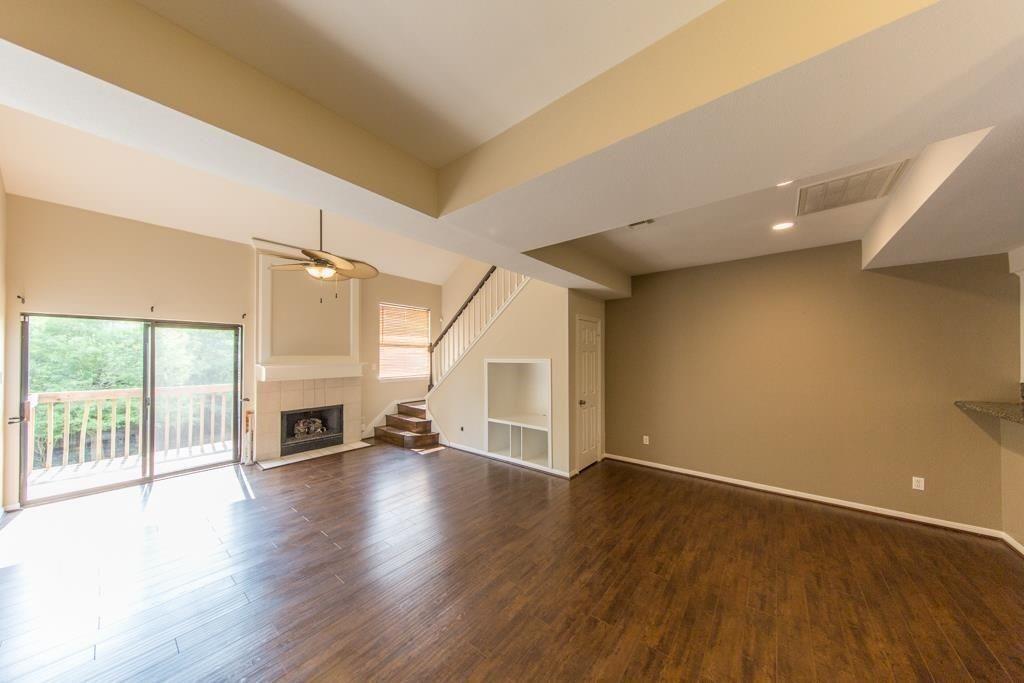 737 Davis Road