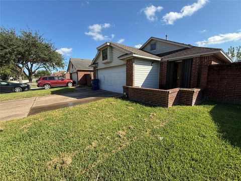 Photo of 8109 Catalpa Street, Texas City, TX 77591 (MLS # 6689575) Photo of 8109 Catalpa Street, Texas City, TX 77591 (MLS # 6689575)