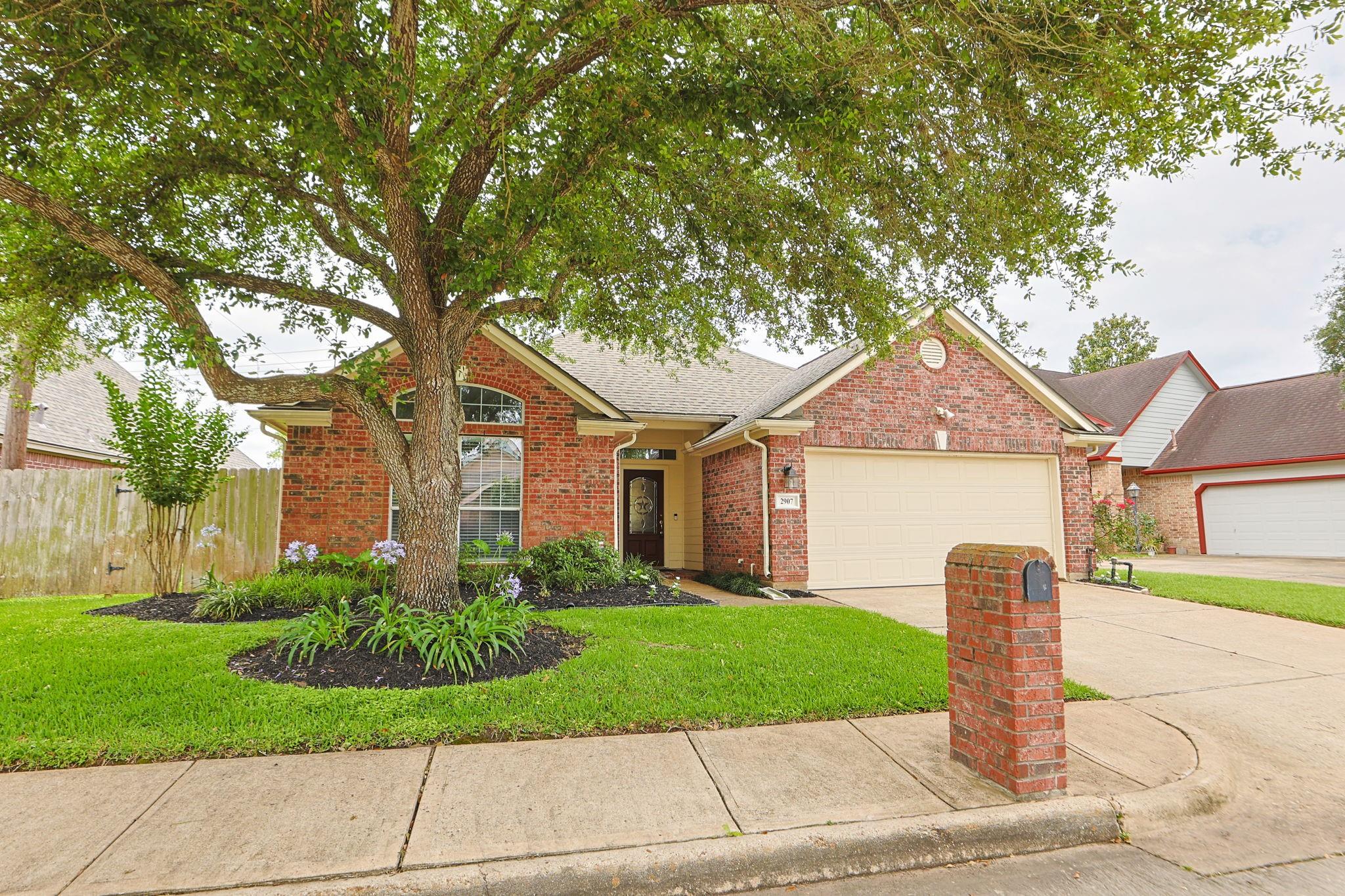 2907 Highland Lakes Drive