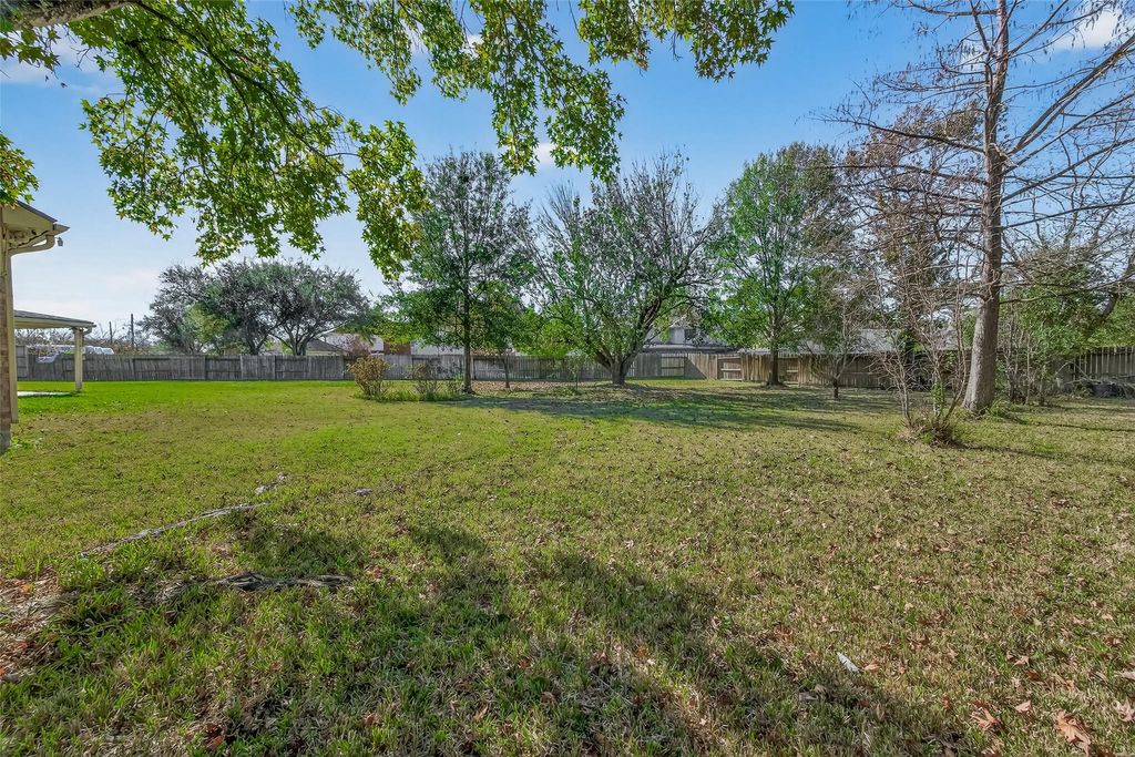 Photo of 9714 Broadley Drive, Sugar Land, TX 77498 (MLS # 48858668)