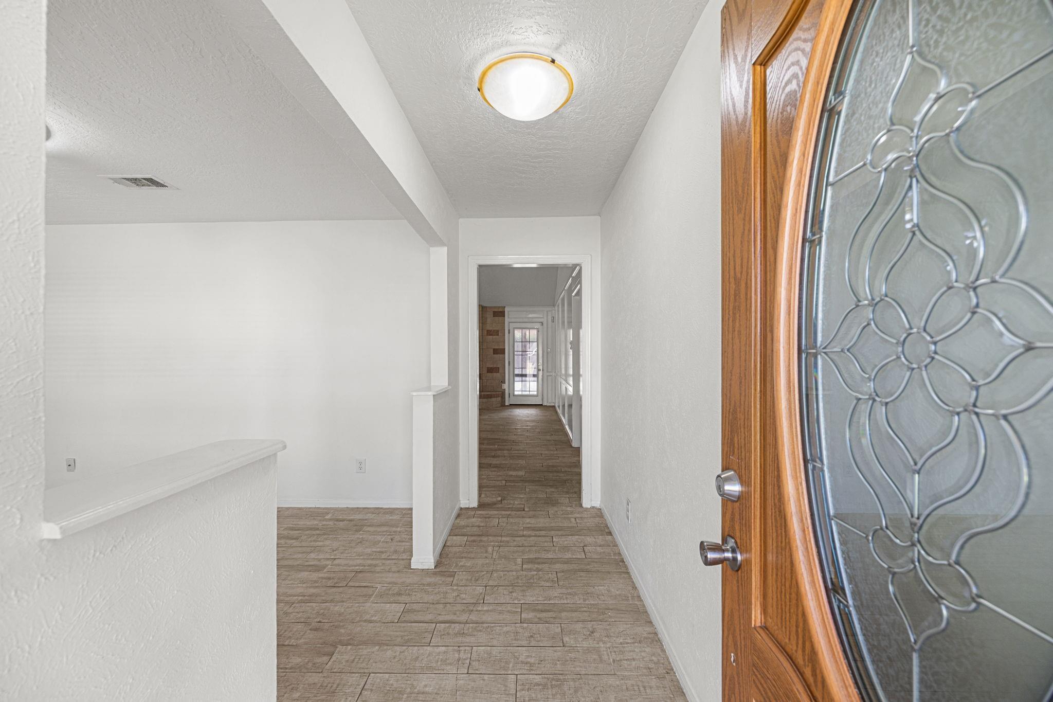 2510 Maxwell Lane