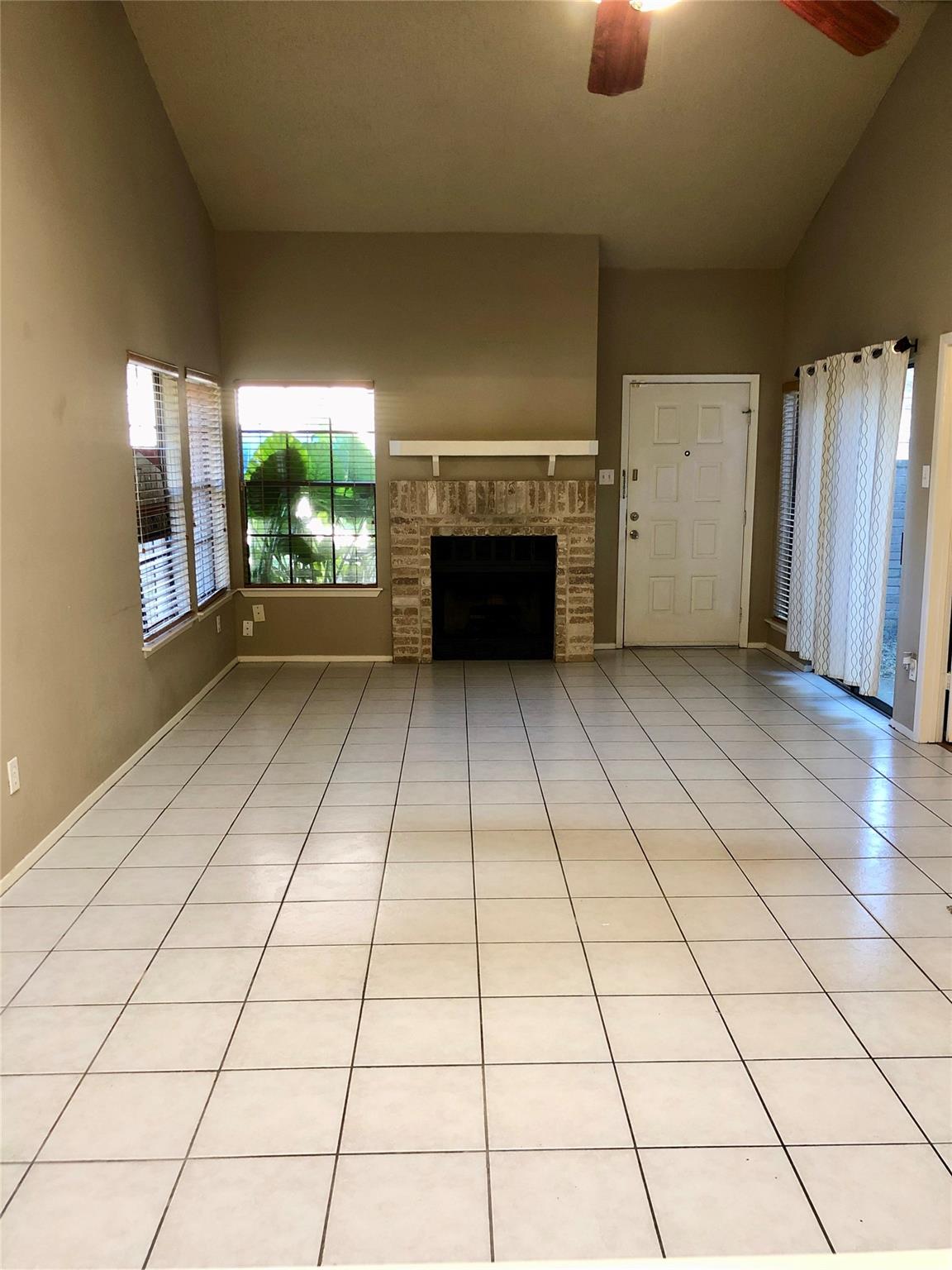 2611 Grants Lake Boulevard 205