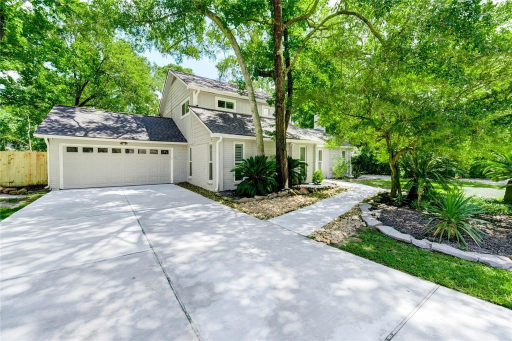 Photo of 1904 Nursery Road, The Woodlands, TX 77380 (MLS # 43275161)