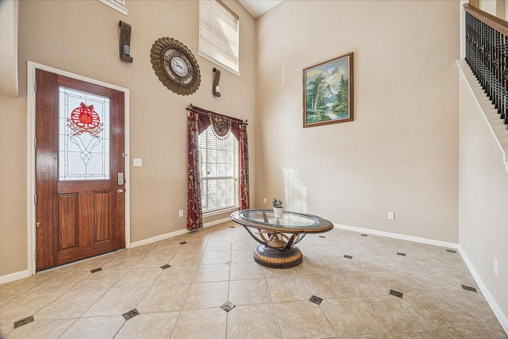 Photo of 419 White Oak Pointe, League City, TX 77573 (MLS # 60872581)