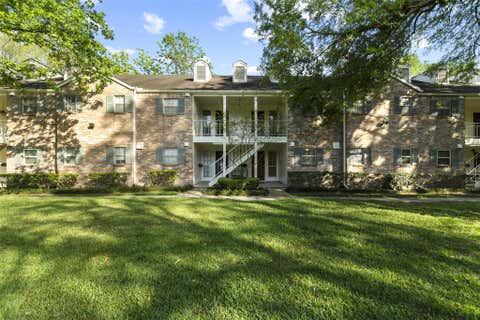 Photo of 13010 Trail Hollow Drive #3010, Houston, TX 77079 (MLS # 46015946)