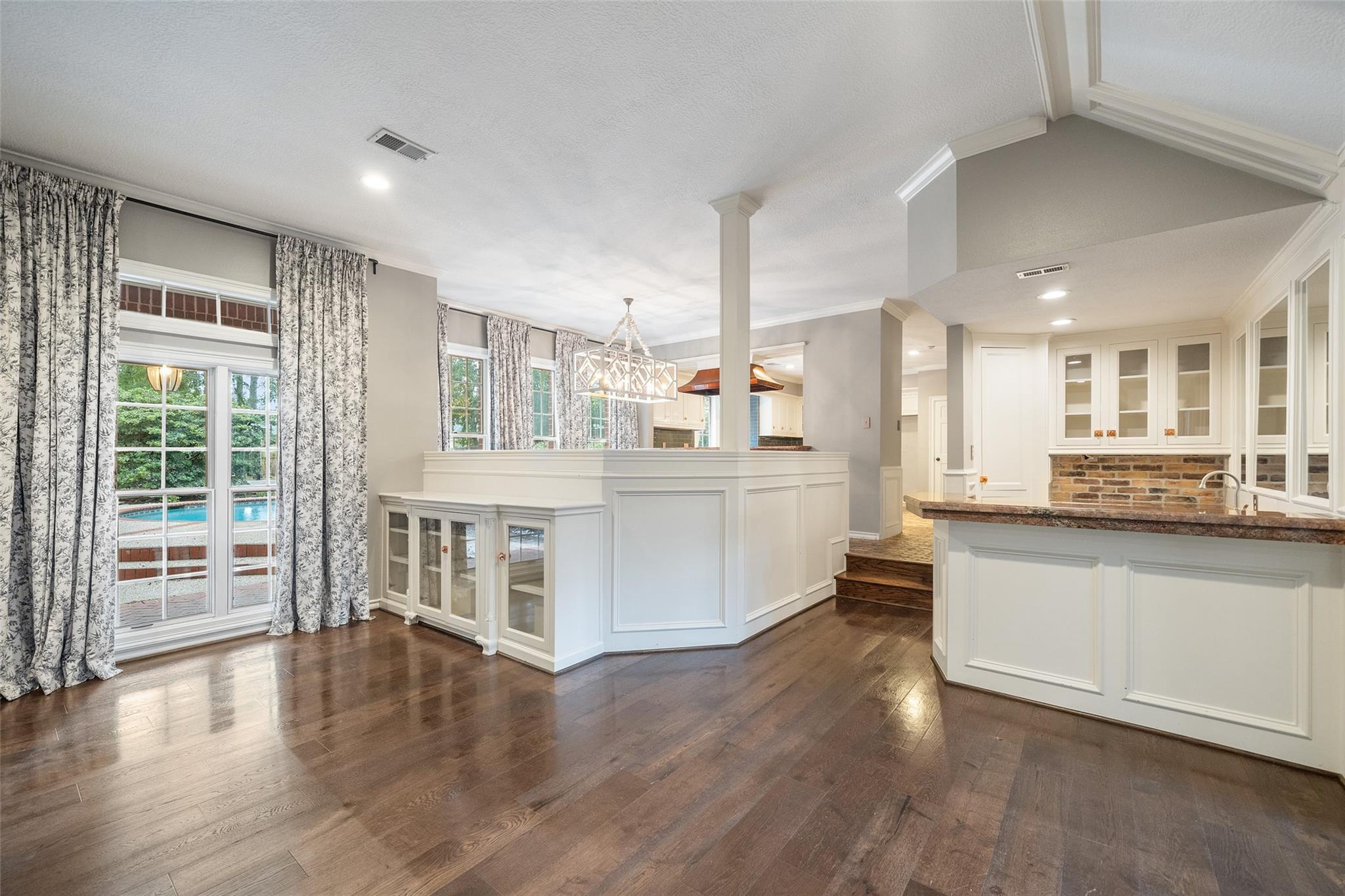 24711 Creekview Drive