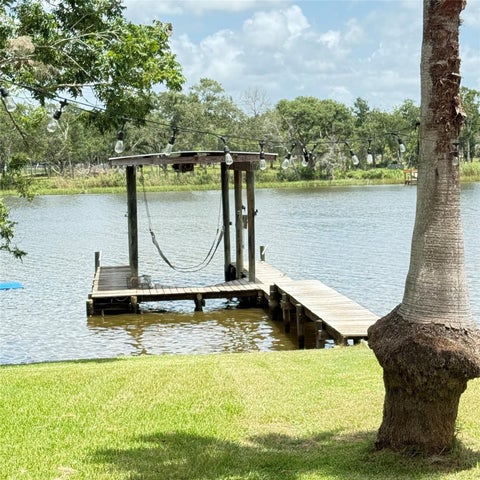 Photo of 6326 County Road 659 Lower Unit, Brazoria, TX 77422 (MLS # 97455996)