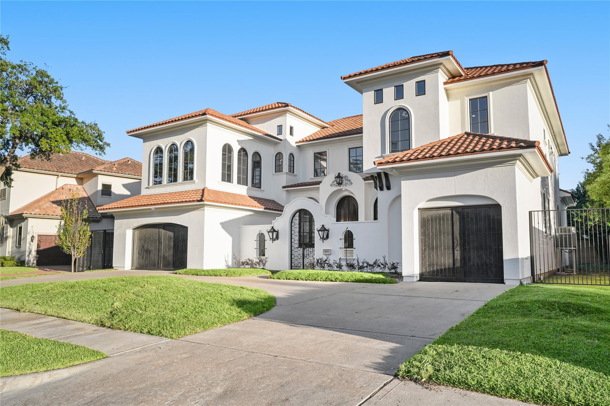 4811 Braesvalley Drive