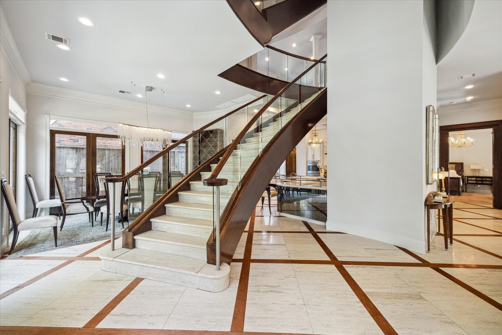 2247 Bartlett Street