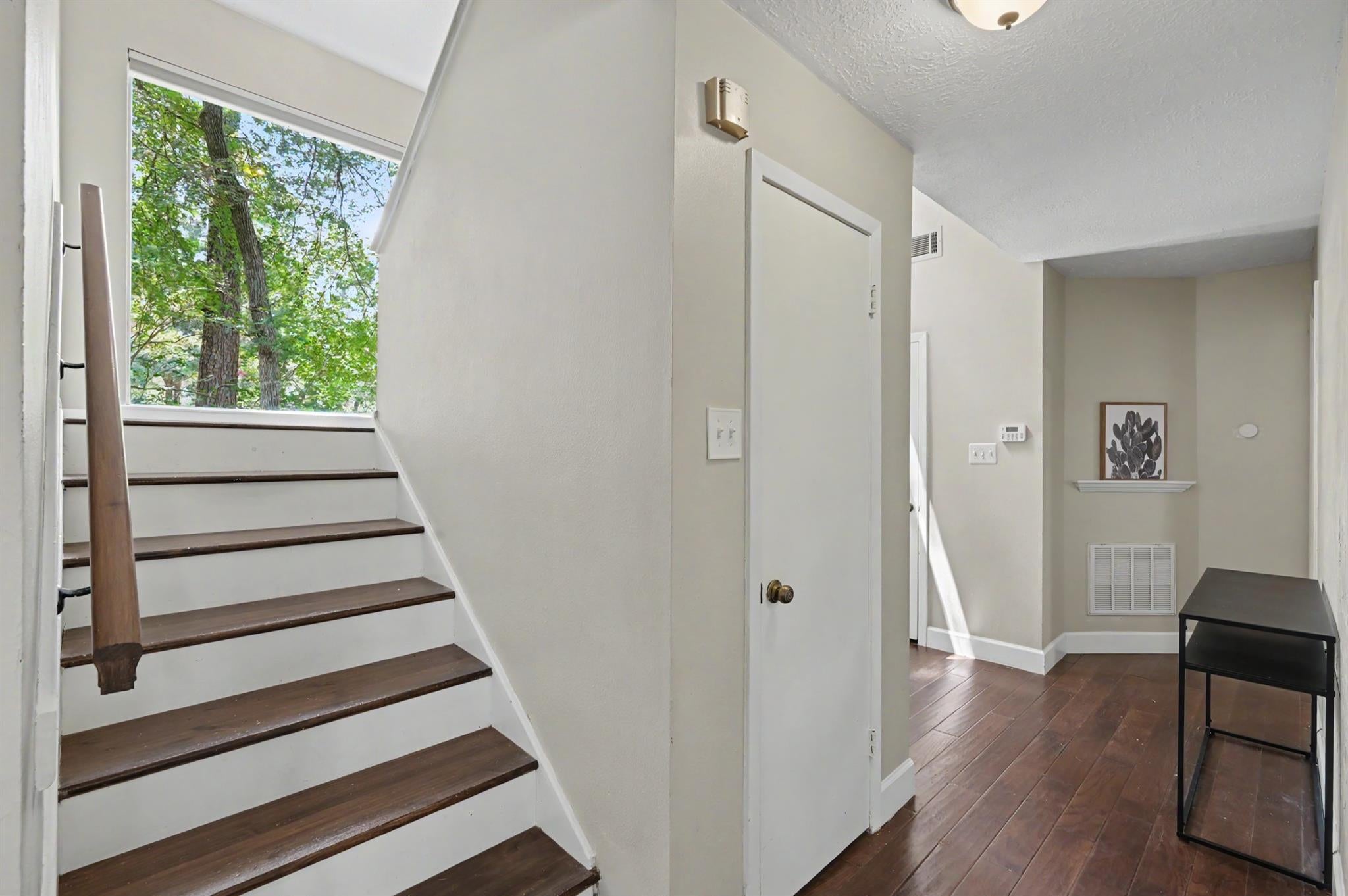 2314 Chestnut Oak Place