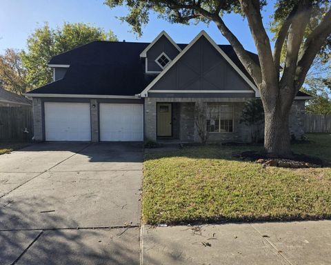Photo of 10900 Dogwood Drive, La Porte, TX 77571 (MLS # 20347823)