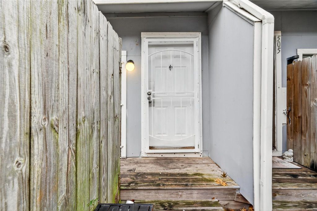 Photo of 9550 Deering Drive #504, Houston, TX 77036 (MLS # 14918399)