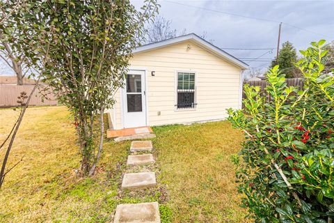 Tiny photo for 13347 Indianapolis Street, Houston, TX 77015 (MLS # 2046665)