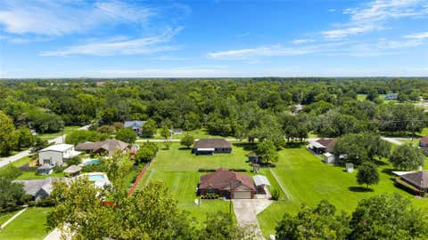 Tiny photo for 4415 Jackson Street, Santa Fe, TX 77517 (MLS # 3618058)