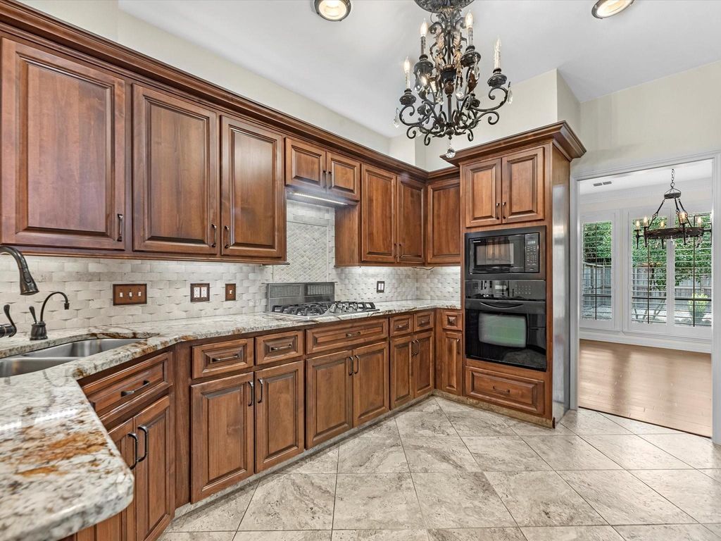 Photo of 3119 Royal Crescent Drive, Houston, TX 77339 (MLS # 43308715)