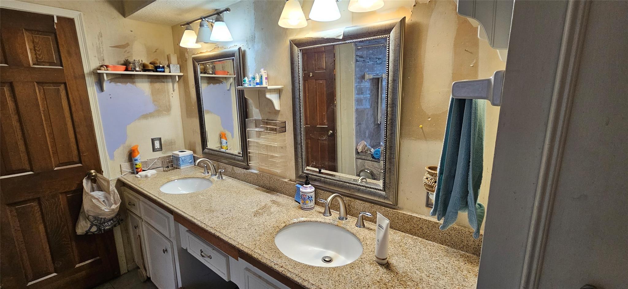 18006 Shadow Valley Drive