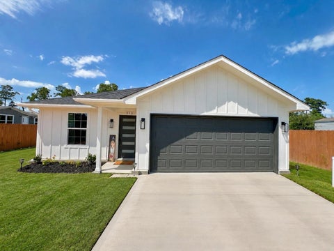 Photo of 253 Road 5263, Cleveland, TX 77327 (MLS # 47978291)