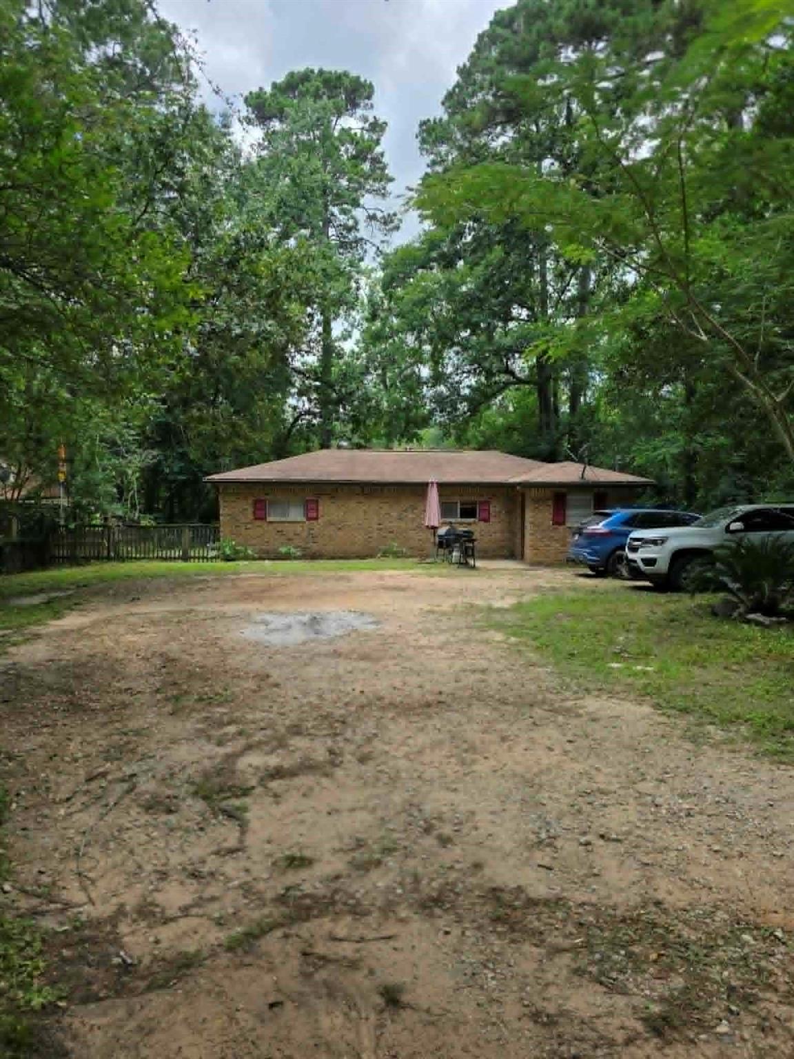 8312 Elm Drive