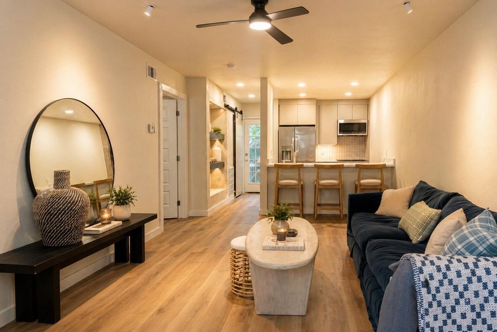 Photo of 3300 Yorktown Street #3, Houston, TX 77056 (MLS # 63956256)