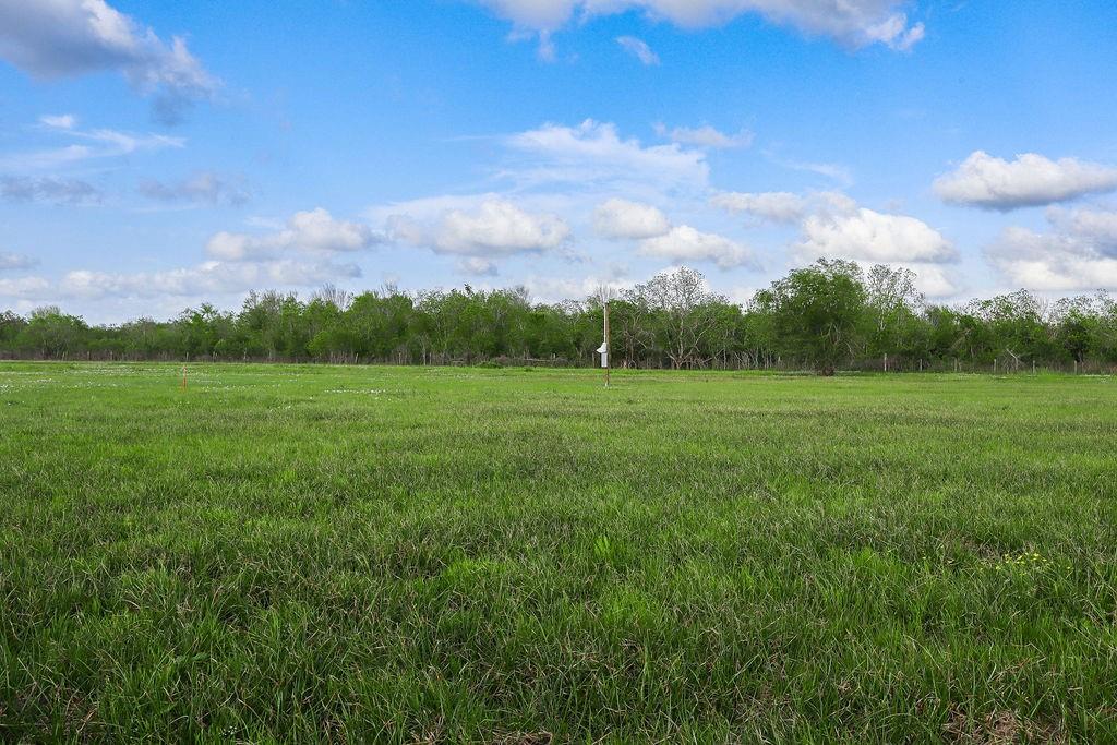 1115 E Fm 1462 Road