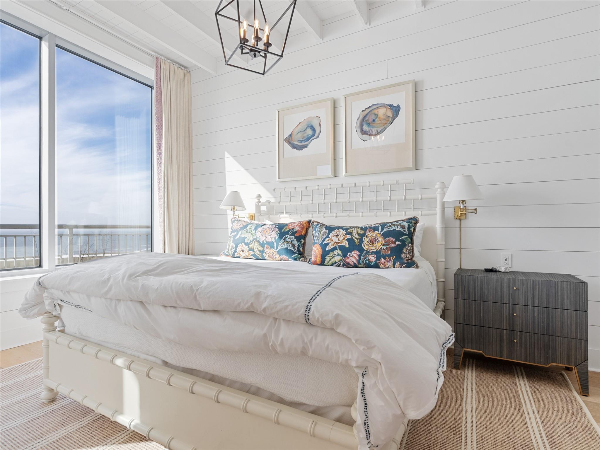 801 E Beach Drive TW2606