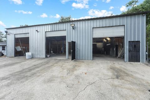 Photo of 5621 Haywood Street, Houston, TX 77016 (MLS # 30824816)