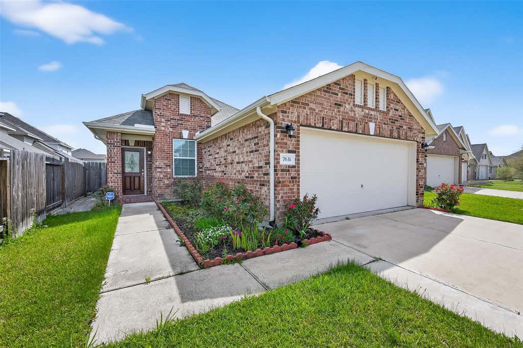 Photo of 7631 Granite Terrace Lane, Houston, TX 77083 (MLS # 44986411)