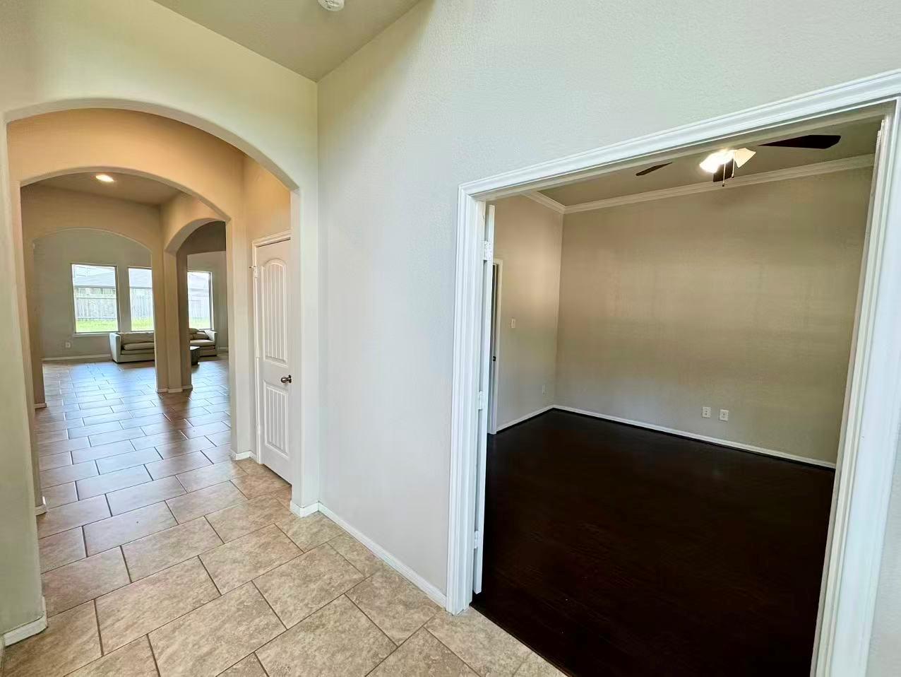 28943 Grand Teton Court