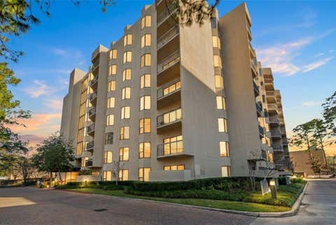 Condo For Sale - 661 Bering Drive #504<br/> Harris County, Houston, TX 77057