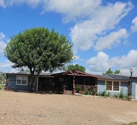 Photo of 7207 County Road 225, East Bernard, TX 77435 (MLS # 47698312)