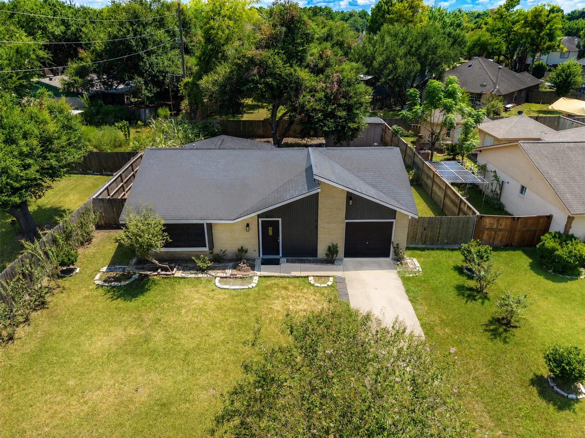 2711 Pheasant Creek Drive