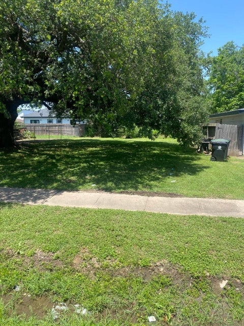 Photo of 3557 Corder Street St, Houston, TX 77021 (MLS # 21100688)