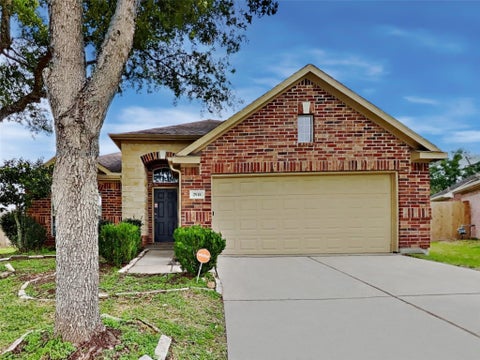 Photo of 2918 Meridian Bay Lane, League City, TX 77539 (MLS # 56245984)