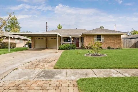 Photo of 5506 Cheshire Lane, Houston, TX 77092 (MLS # 40366855)