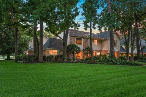 Photo of 9523 Enstone Circle, Spring, TX 77379 (MLS # 10359281)