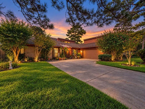 Photo of 4619 Ironwood Drive, Baytown, TX 77521 (MLS # 25146273)