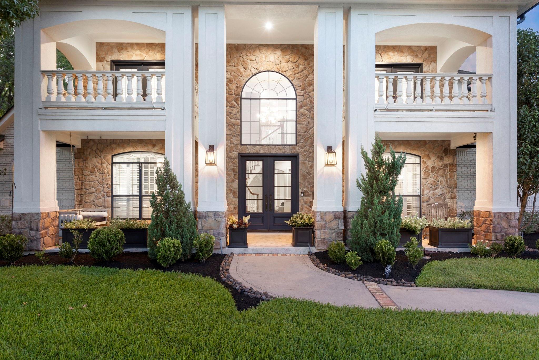 25322 Piney Bend Court