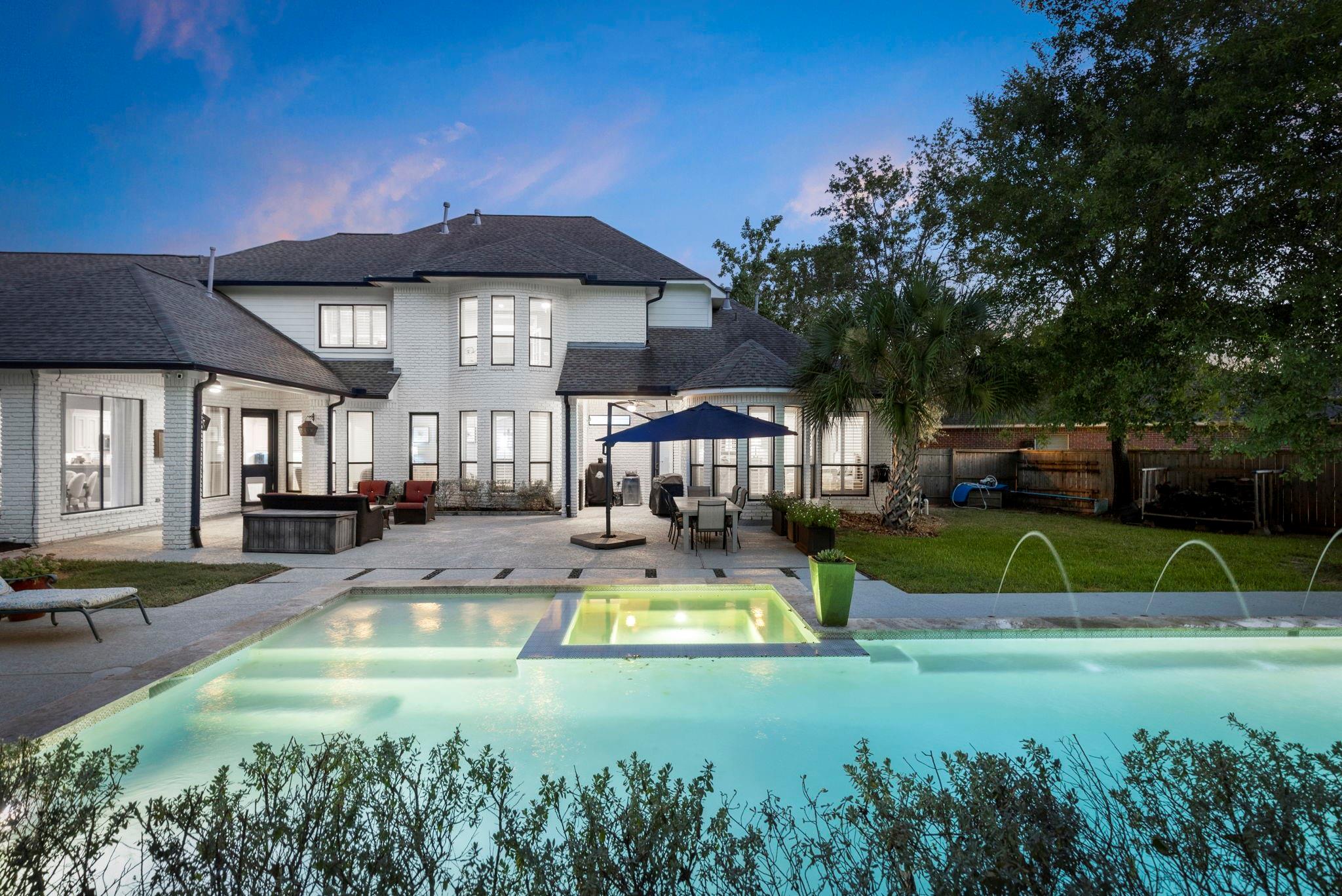25322 Piney Bend Court