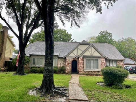Homes For Sale - 7510 Renmark Lane<br/> Houston, TX 77070