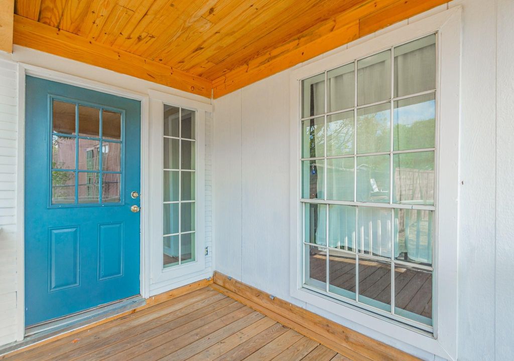 Photo of 3002 Kirk Street, Houston, TX 77026 (MLS # 48975310)