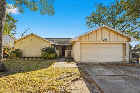 Photo of 11202 Sagehill Drive, Houston, TX 77089 (MLS # 72888821)