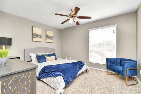Tiny photo for 12211 Fondren Rd #1401, Houston, TX 77035 (MLS # 49386711)