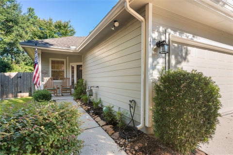 Photo of 11 Abercrombie Place, Conroe, TX 77384 (MLS # 49045994)
