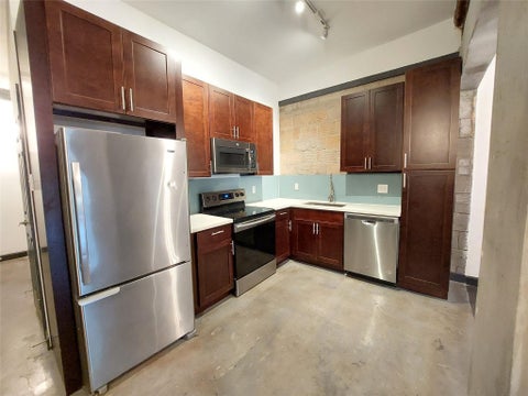 Photo of 6819 Avenue C, Houston, TX 77011 (MLS # 15739998)