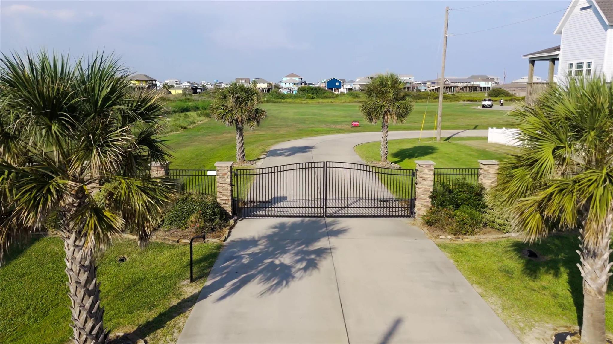 1217 Crystal Dunes Way