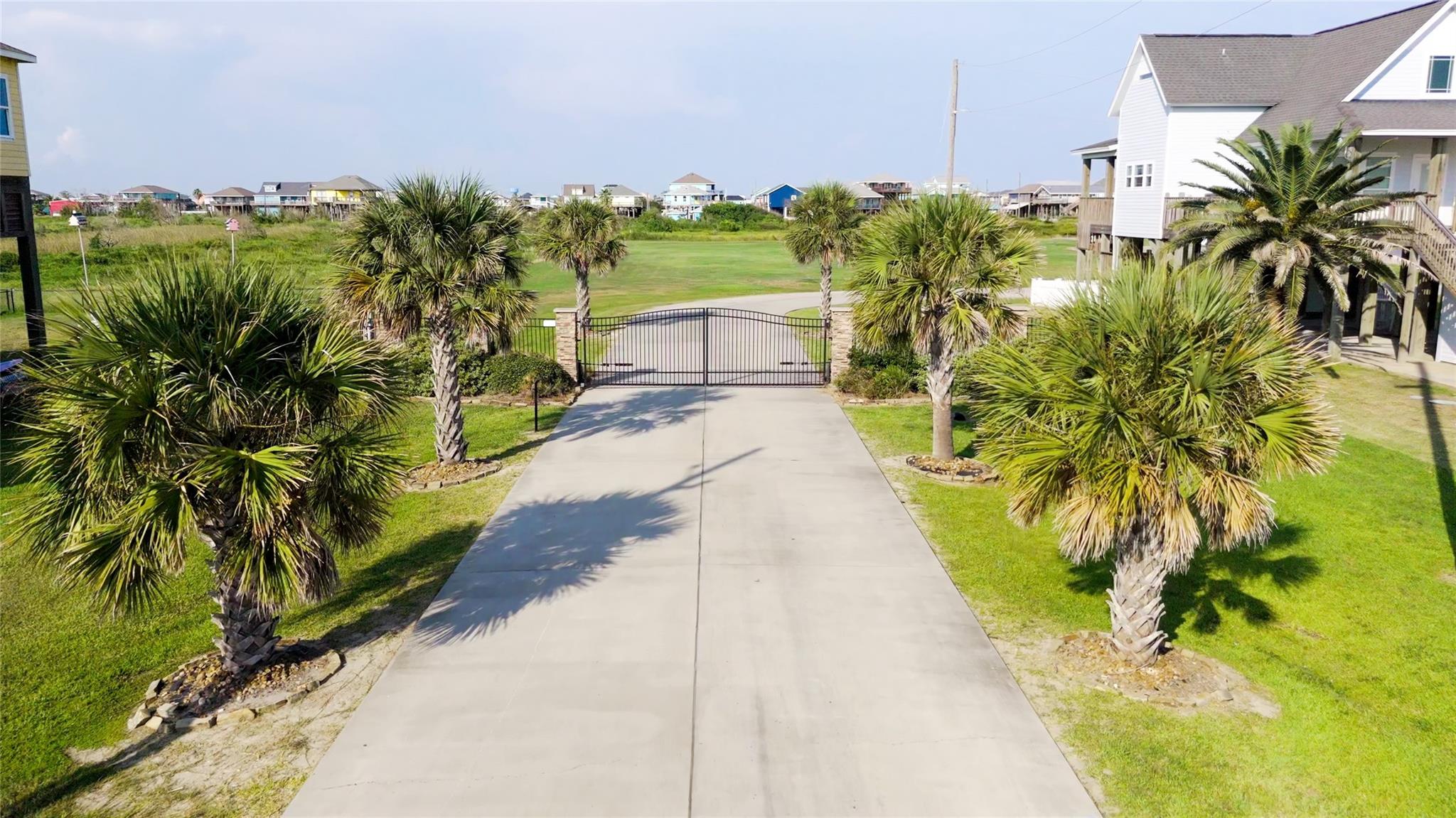 1217 Crystal Dunes Way