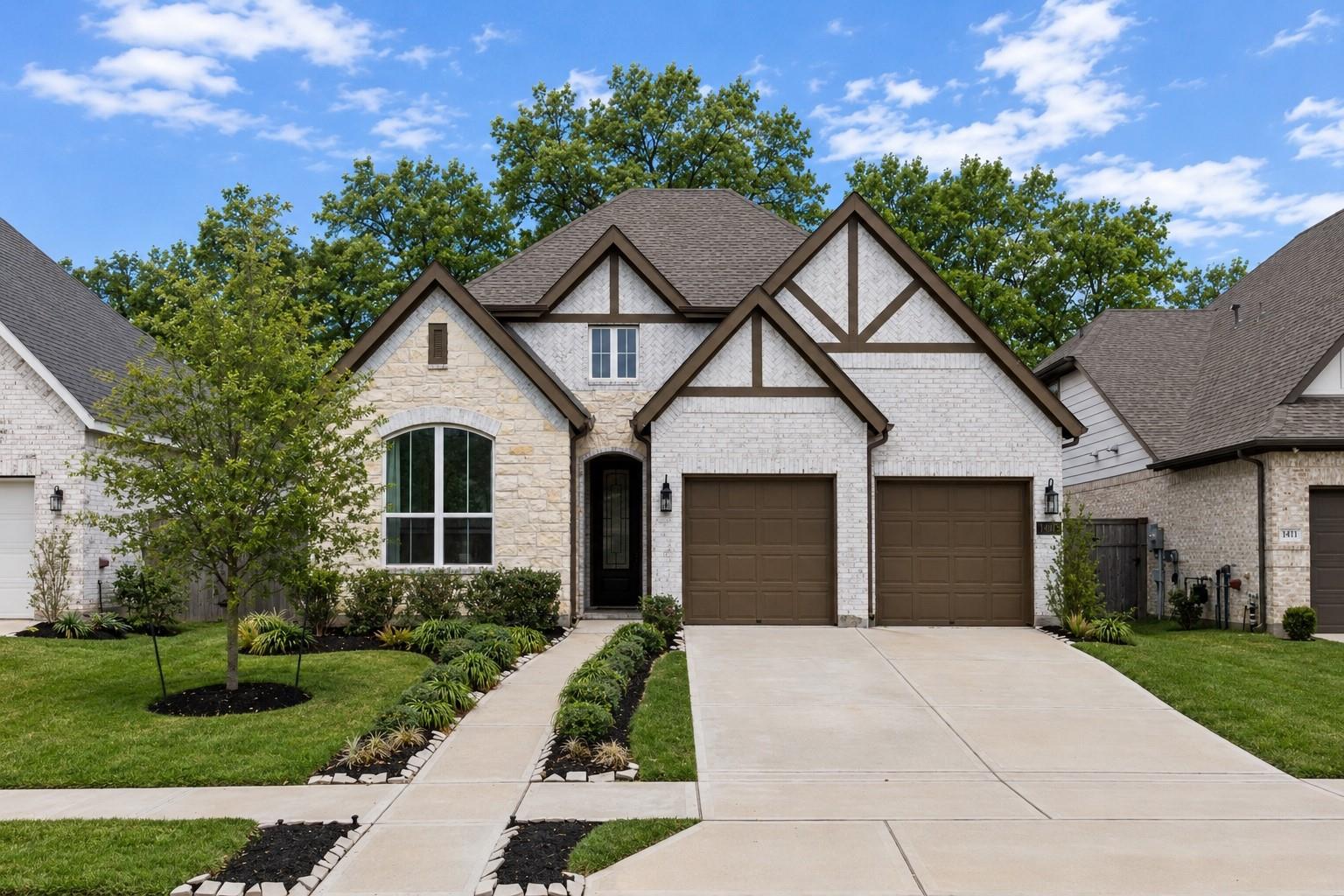 1407 Emma Lake Drive