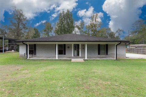 Photo of 255 Pinemont DR, Sour Lake, TX 77659 (MLS # 35240545)
